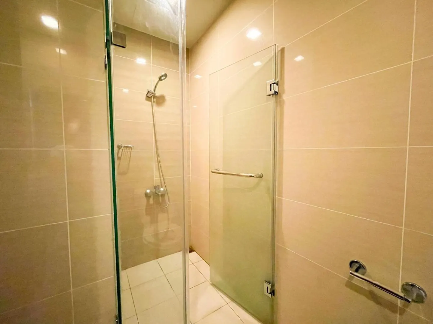 Holiday home Chillhive Condo In Bgc Near Uptown Mall #Ournw17A Manila Philippines