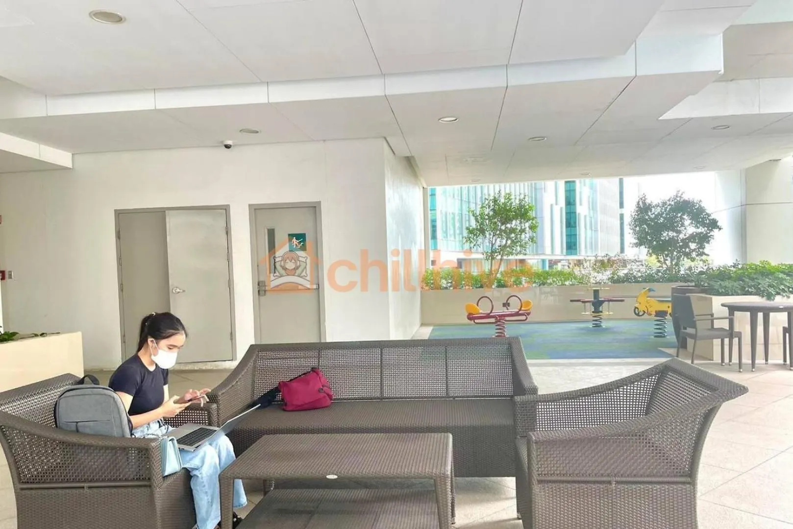 Chillhive Condo In Bgc Near Uptown Mall #Ournw17A Manila