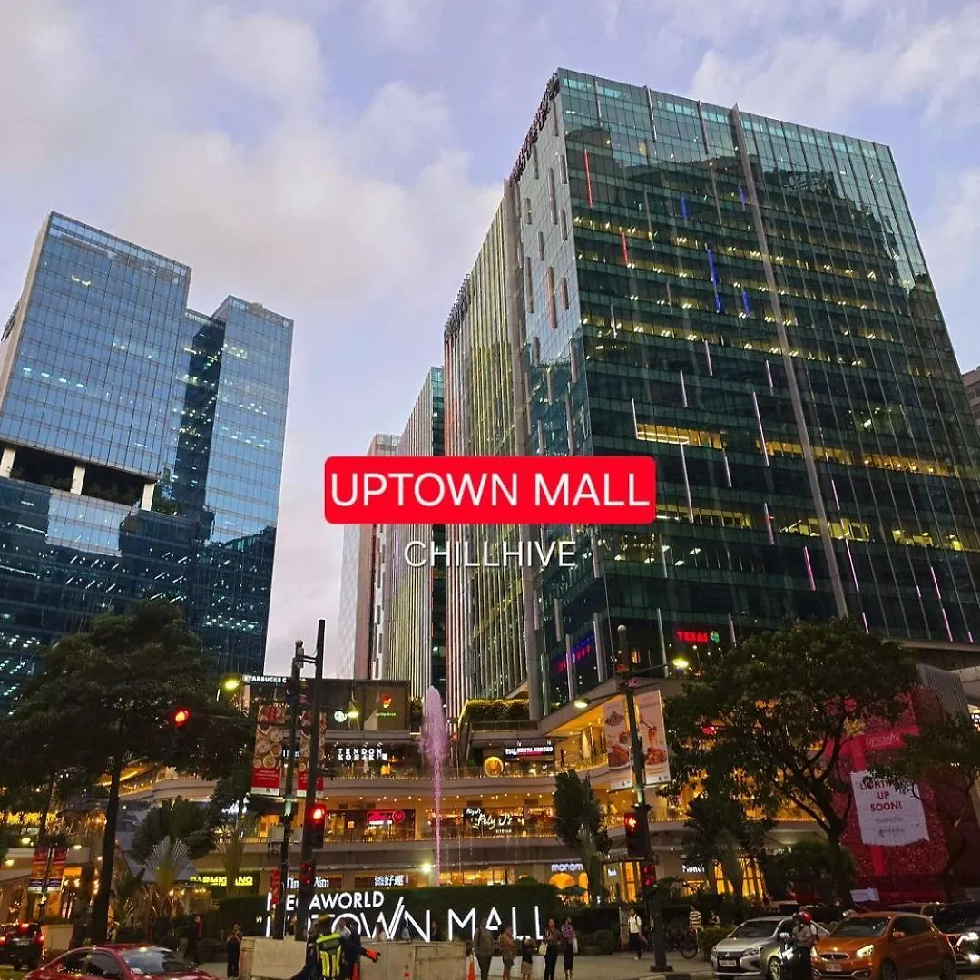 Chillhive Condo In Bgc Near Uptown Mall #Ournw17A Manila